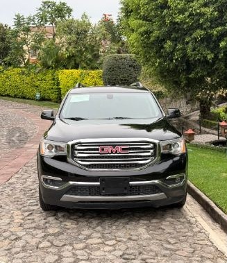 GMC Acadia SLT 2017