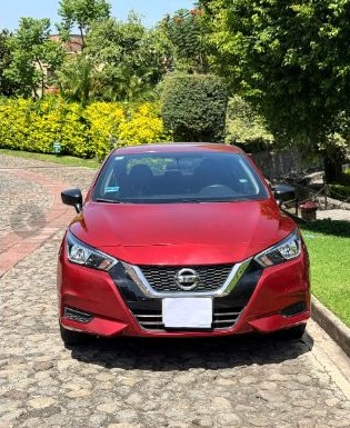 Nissan Versa Sense 2022