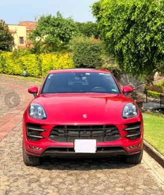 Porsche Macan Turbo 2018
