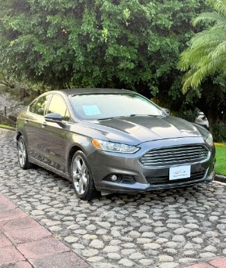 Ford Fusion SE 2016